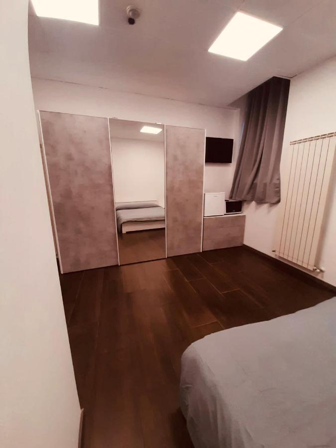 Maura'S B&B Gallarate Eksteriør billede